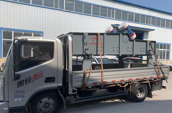 直線篩的電機安裝位置有幾種？有什么區(qū)別